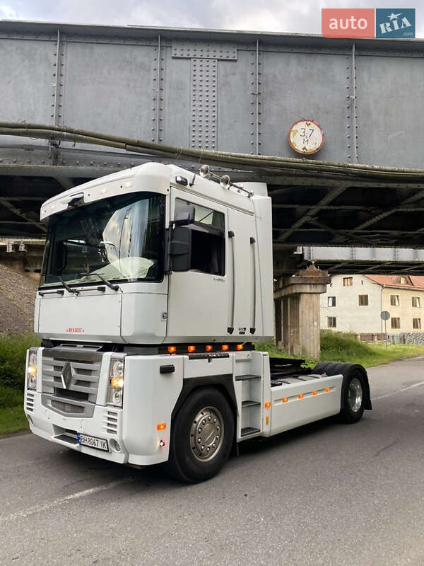 Тягач Renault Magnum 2008 в 