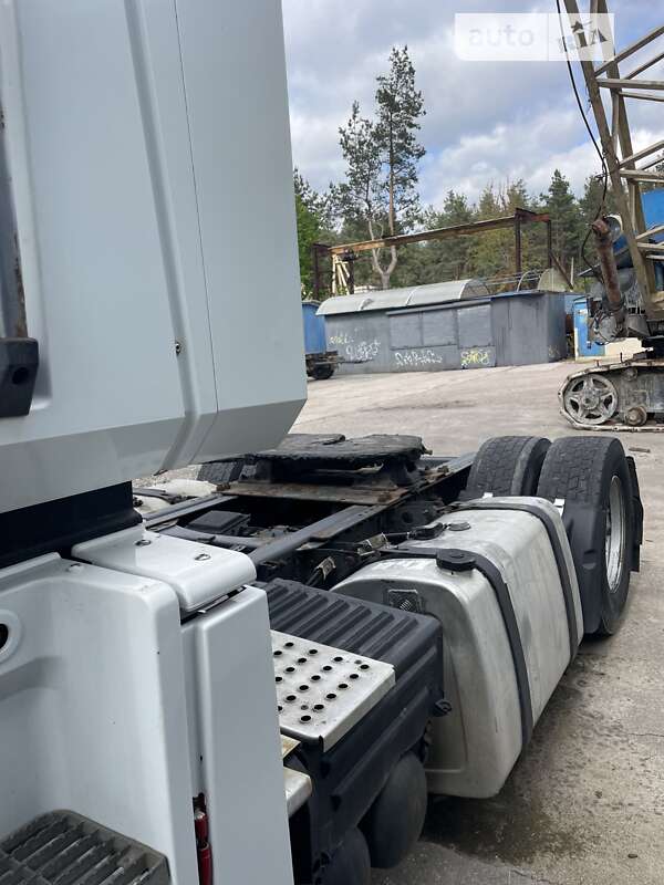 Тягач Renault Magnum 2010 в Киеве