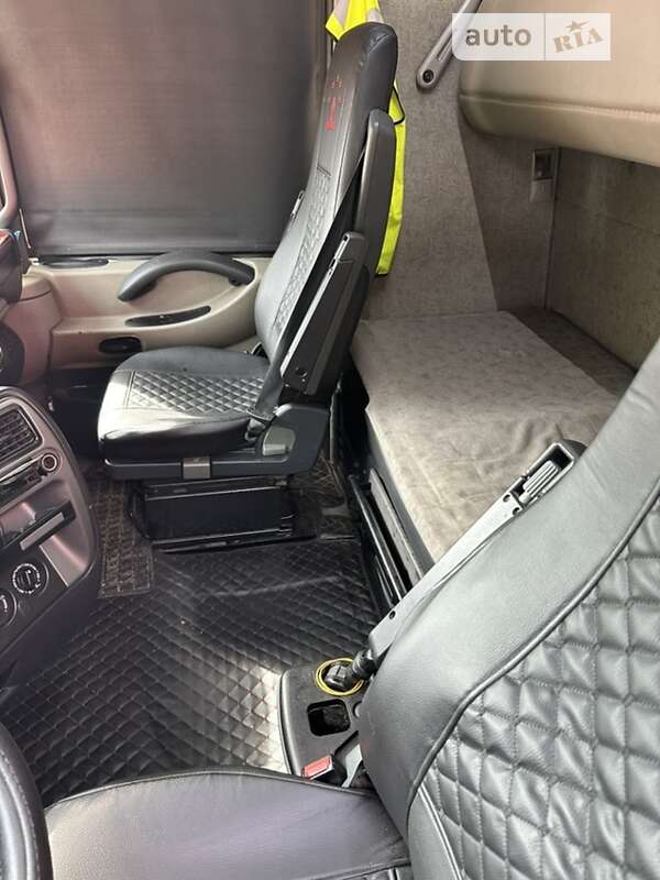 Тягач Renault Magnum 2012 в Львове фото 4 Тягач Renault Magnum 2012 в Львове