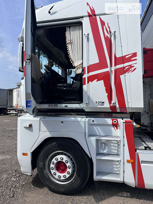Тягач Renault Magnum 2011 в Иршаве