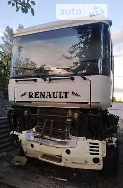 Тягач Renault Magnum 2003 в Каменском