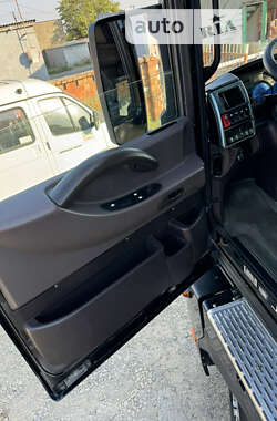 Тягач Renault Magnum 2006 в 