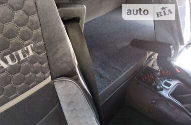 Тягач Renault Magnum 2006 в 