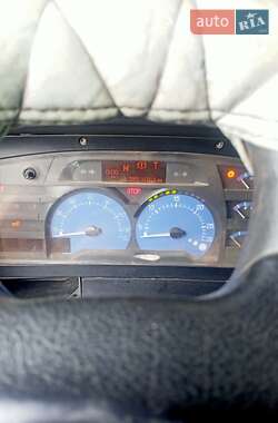 Зерновоз Renault Magnum 2002 в 