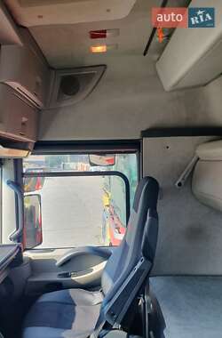 Тягач Renault Magnum 2012 в 