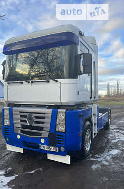 Тягач Renault Magnum 2004 в 