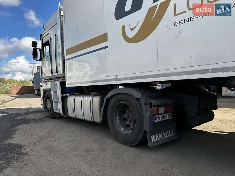 Тягач Renault Magnum 2012 в Борисполі