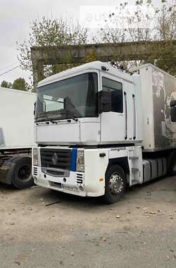 Тягач Renault Magnum 2006 в Києві