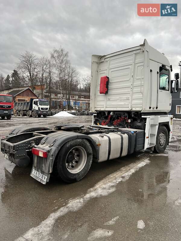 Тягач Renault Magnum 2008 в Надвірній