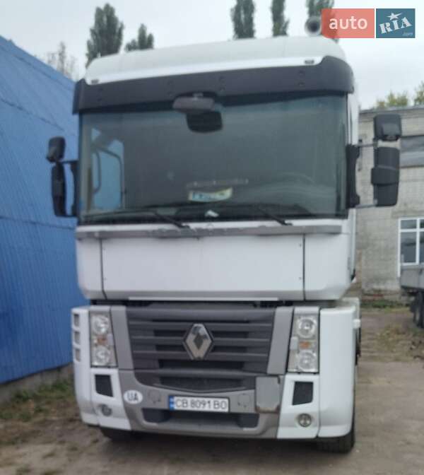 Тягач Renault Magnum 2011 в 