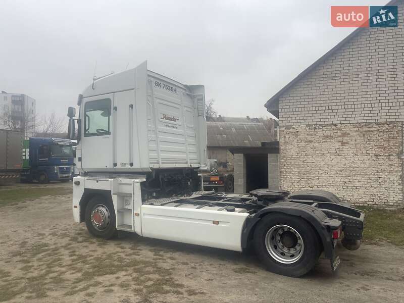 Тягач Renault Magnum 2010 в Березному