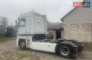 Тягач Renault Magnum 2010 в 