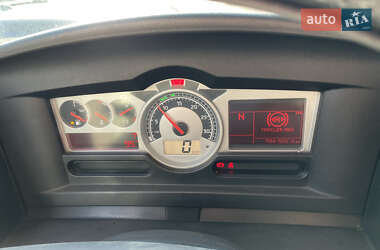 Тягач Renault Magnum 2012 в 