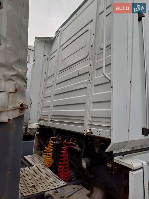 Тягач Renault Magnum 2007 в Львові