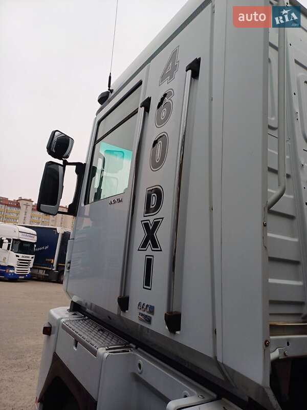 Тягач Renault Magnum 2007 в Львові