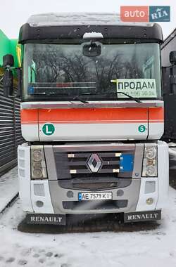 Тягач Renault Magnum 2010 в Дніпрі