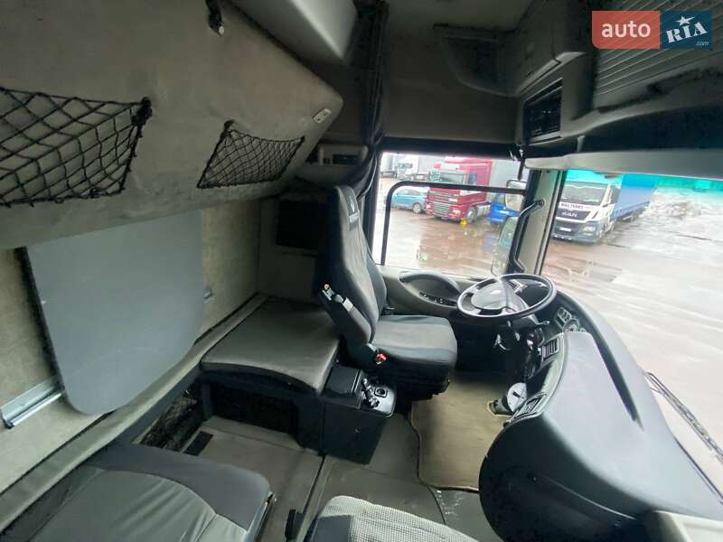 Тягач Renault Magnum 2011 в Ровно