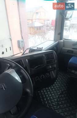 Тягач Renault Magnum 2012 в 