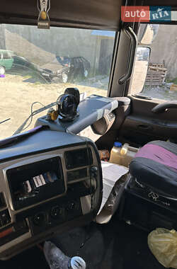 Тягач Renault Magnum 2005 в 