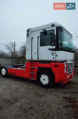 Тягач Renault Magnum 1999 в 