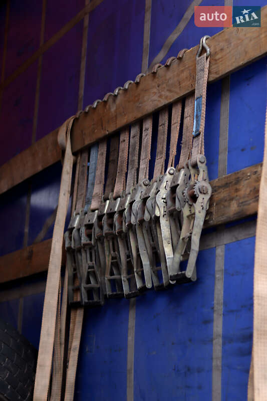 Тентованый Renault Magnum 2007 в Луцке