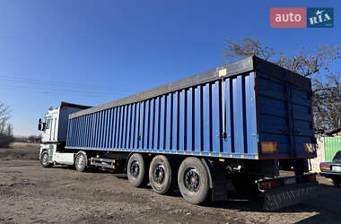 Тягач Renault Magnum 2005 в 