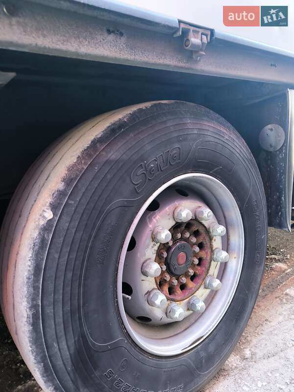 Тягач Renault Magnum 2008 в Львові