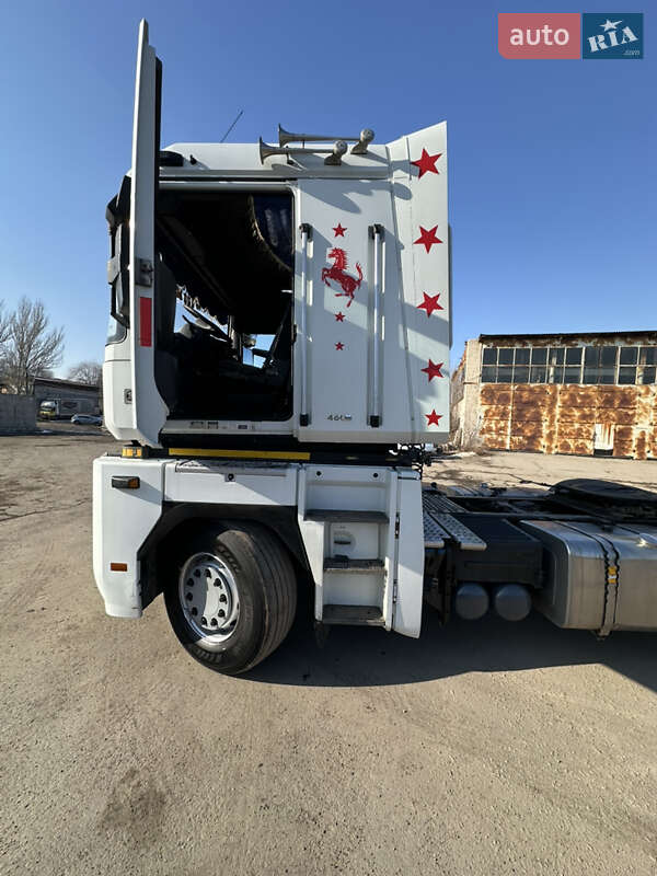 Тягач Renault Magnum 2007 в Запорожье