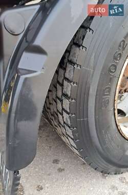 Тягач Renault Magnum 2008 в 