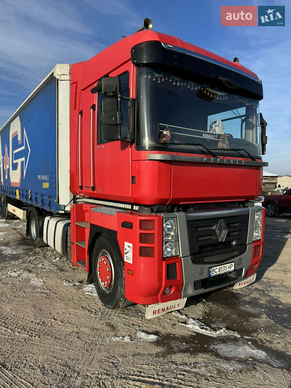 Renault Magnum