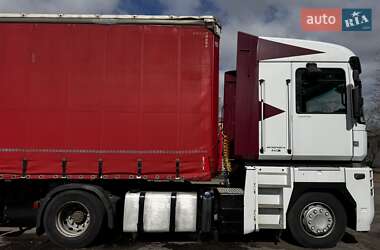 Тягач Renault Magnum 2010 в 