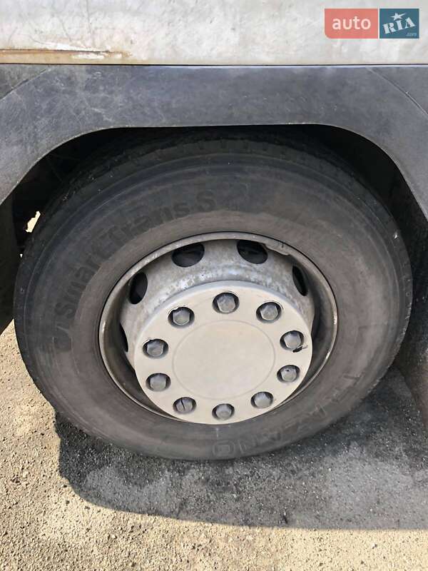 Тягач Renault Magnum 2005 в Вышгороде