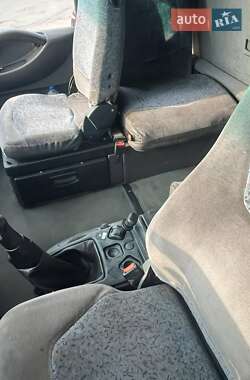 Тягач Renault Magnum 2006 в Києві