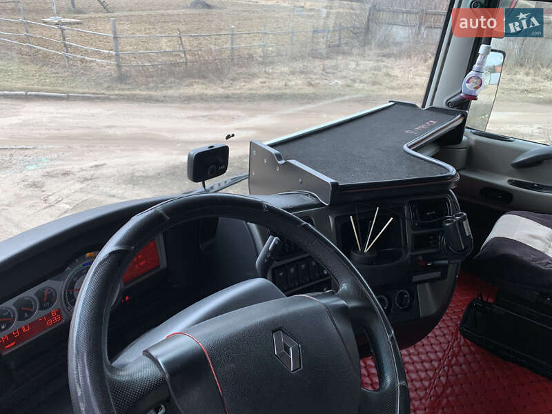 Тягач Renault Magnum 2013 в Чернигове