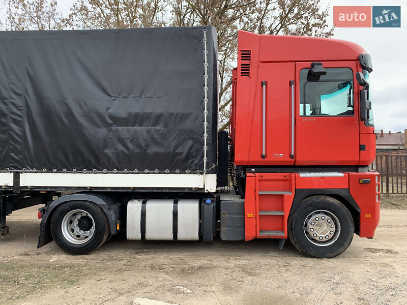 Тягач Renault Magnum 2013 в Чернигове