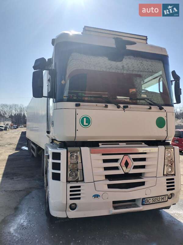 Тягач Renault Magnum 2007 в Києві