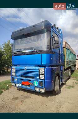 Зерновоз Renault Magnum 2000 в 