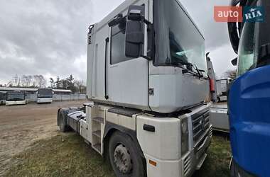 Тягач Renault Magnum 2004 в 