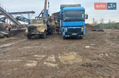 Тентованый Renault Magnum 2001 в 