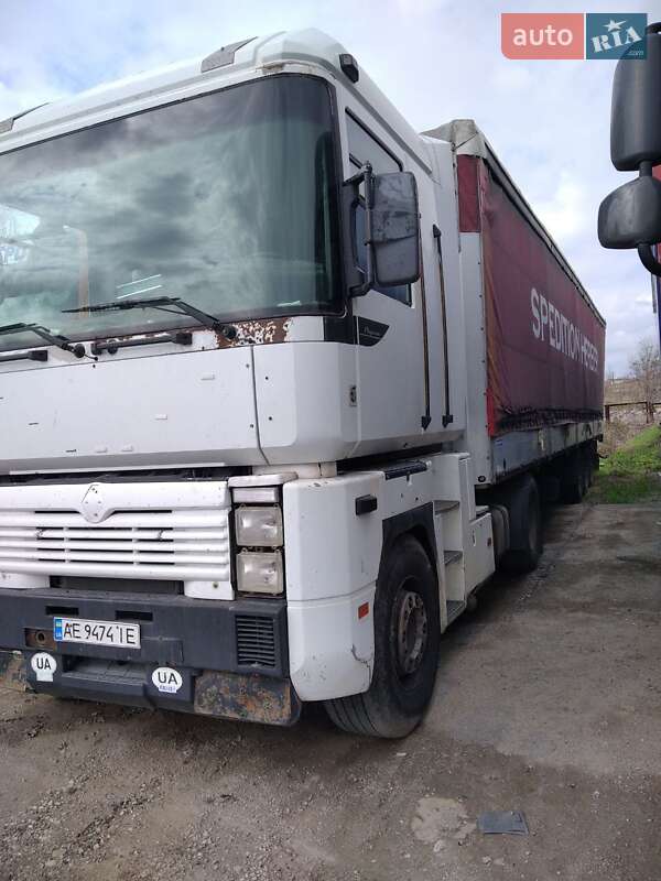 Тягач Renault Magnum 2001 в 