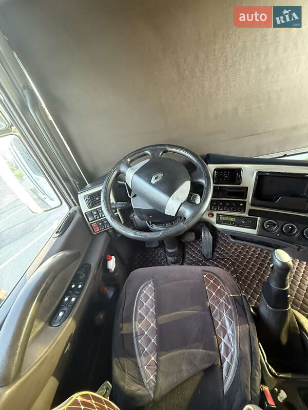 Тягач Renault Magnum 2007 в Запорожье