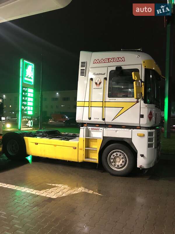 Тентованый Renault Magnum 2012 в Киеве