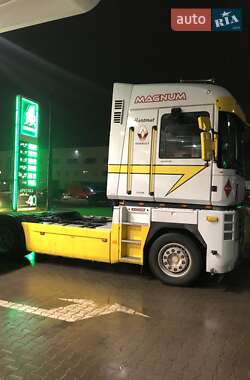 Тентованый Renault Magnum 2012 в 
