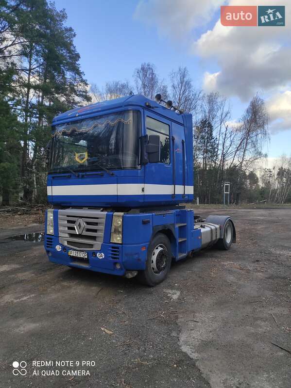 Renault Magnum 2004