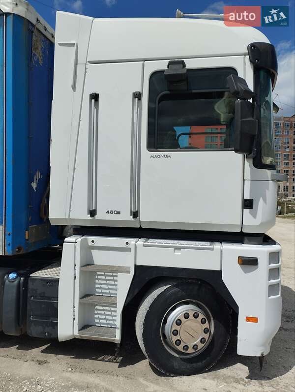 Тягач Renault Magnum 2011 в Тернополе