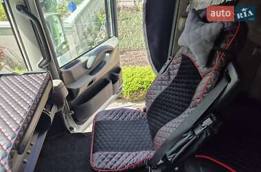 Тентований Renault Magnum 2013 в 