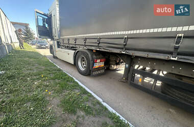 Тягач Renault Magnum 2009 в 