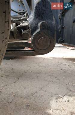 Тягач Renault Magnum 2006 в 