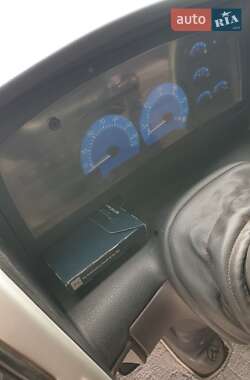 Тягач Renault Magnum 2006 в 