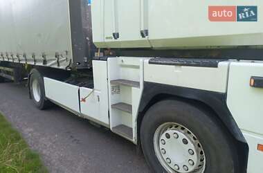 Тягач Renault Magnum 2003 в 